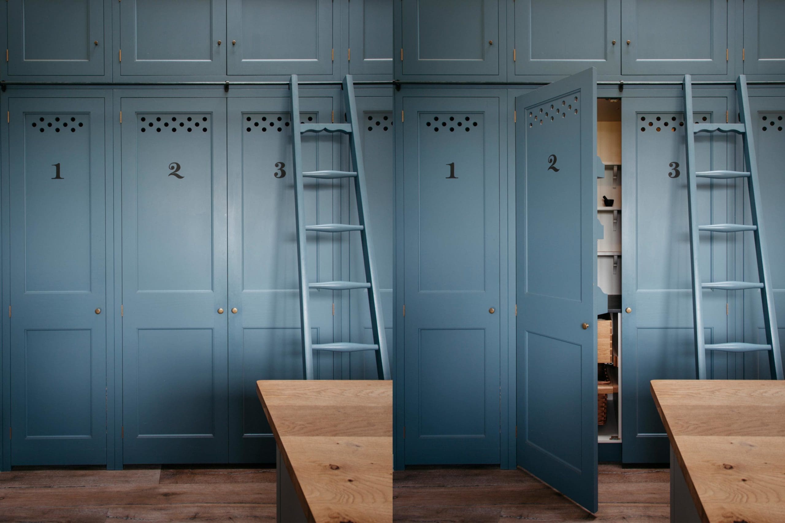  Blue Dorset Farmhouse Kitchen
