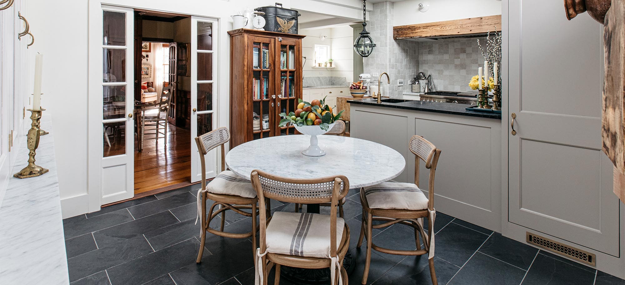  Plain English Design kitchens in the USA Provincetown project landscape lifestyle image